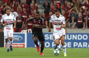 Sem acerto com Athletico-PR, jogo do São Paulo na 4ª não terá transmissão de TV