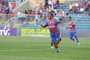 Dupla de ídolos quarentões vai disputar Taça Fares Lopes pelo Fortaleza