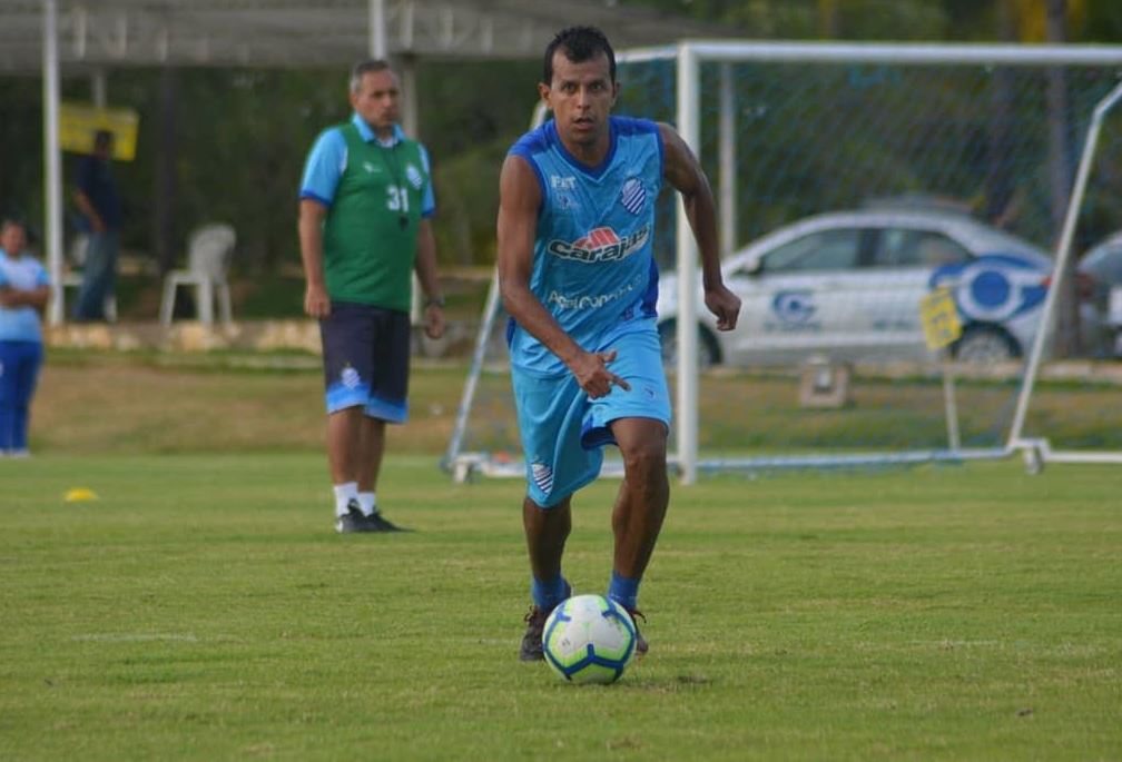 Meia do CSA pede “inteligência” para vencer confronto direto contra Cruzeiro