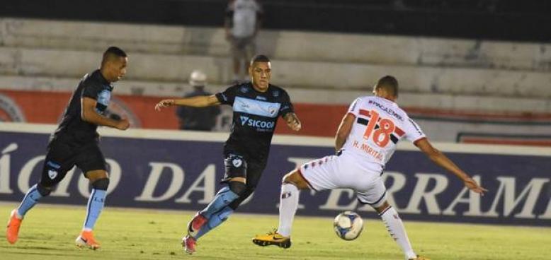 Botafogo derrota o Londrina na Série B - Gustavo Oliveira/Londrina Esporte Clube