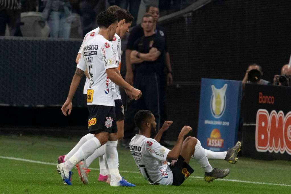Para comemorar 109 anos, Corinthians oferece 109 horas de atividades em Itaquera