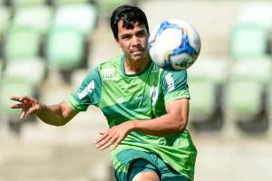 Sem espaço, volante do América-MG encaminha acerto com rival da Série B