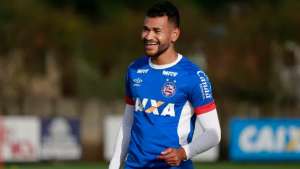 Fortaleza acerta com zagueiro Jackson, ex-Palmeiras, junto ao Bahia