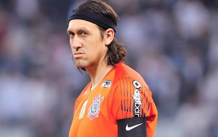 Cássio admite dúvida sobre o Flu após saída de Diniz: ‘Não sabemos como eles vêm’