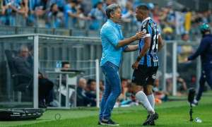 Renato testa reservas do Grêmio para sábado sem David Braz e Juninho Capixaba