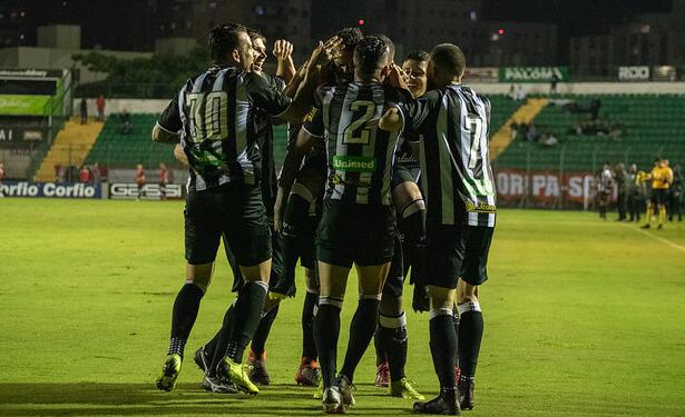 Figueirense está em crise na Série B - Matheus Dias/FFC