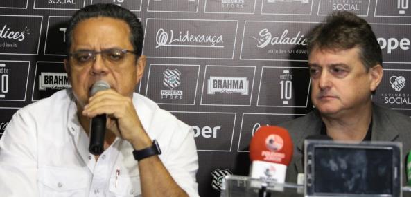 Francisco de Assis defende presidente que não paga salários