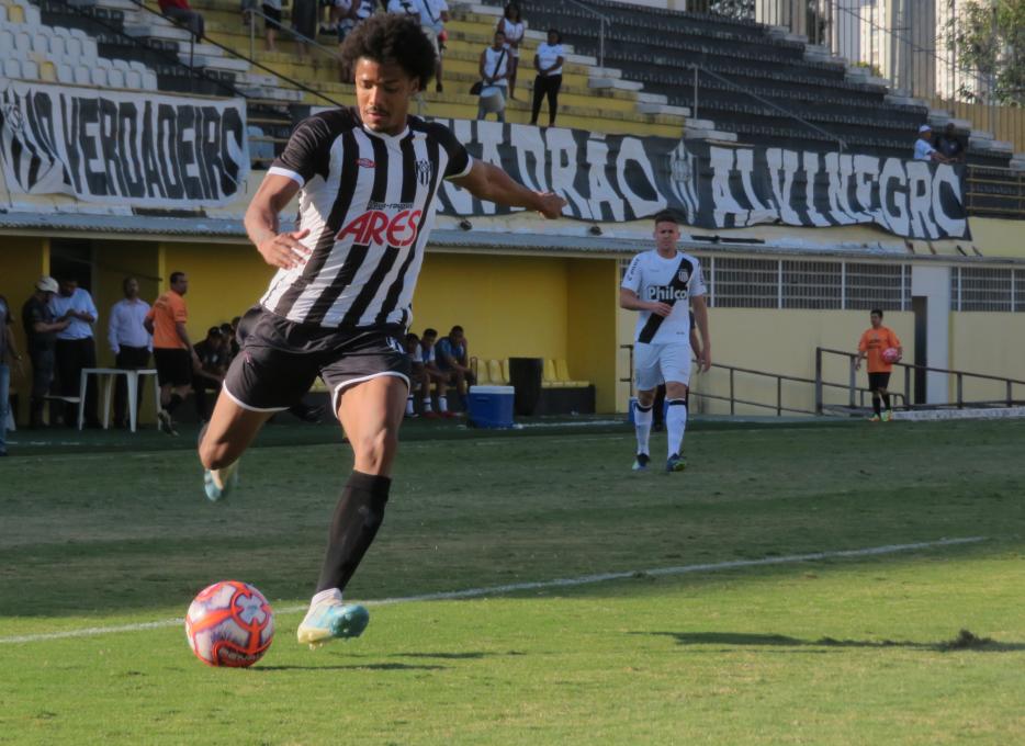 Copa Paulista: Gabriel Souza pede sequência de vitórias do EC São Bernardo