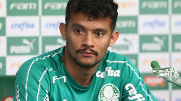 Scarpa diz estar na sua melhor fase no Palmeiras e recorda golaço contra o Grêmio