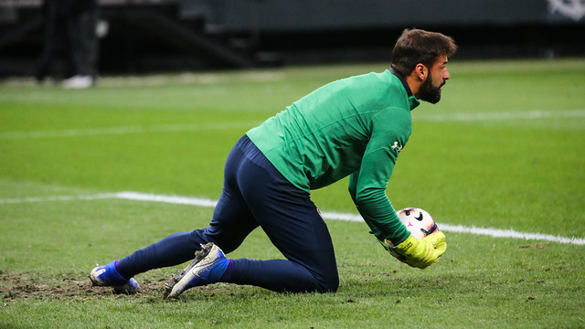 Com ‘dedo’ de Oswaldo, Flu comemora 1º jogo sem levar gols em quase três meses