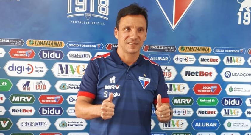 Zé Ricardo fecha treinos no Fortaleza para surpreender o líder Santos