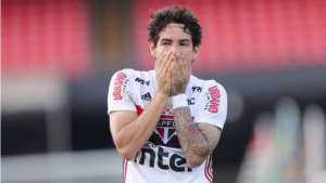 Pato permanece como desfalque no São Paulo para jogo contra o Vasco