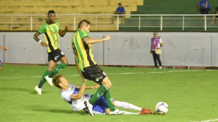 Atlético-AC x Luverdense – Rebaixados, clubes cumprem tabela no Florestão