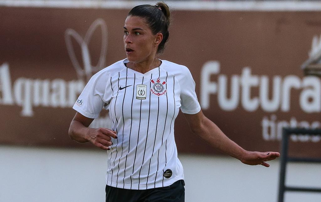 PAULISTA FEMININO: Corinthians vence Ferroviária e avança às semifinais