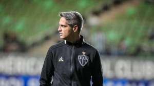 Após derrota, técnico do Atlético-MG justifica utilização de time reserva