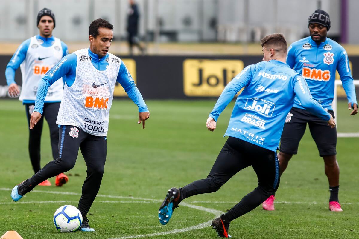 Avaí x Corinthians – Invicto desde a parada, Timão segue na busca pelos líderes