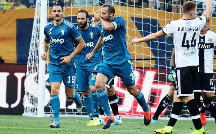 ITALIANO: Atual campeã, Juventus inicia com vitória discreta sobre o Parma