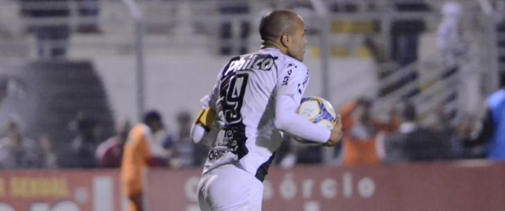 Roger 'marcou' dois gols pela Ponte Preta