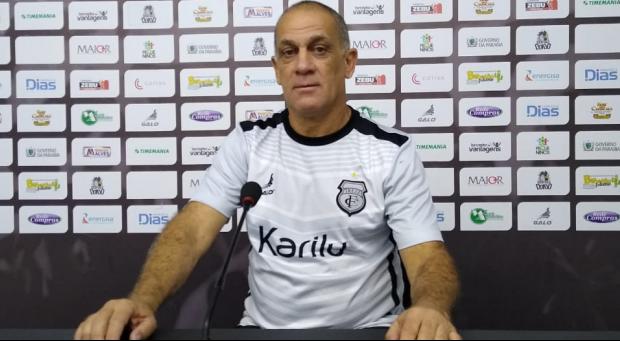 Celso Teixeira: vitória e empate pelo Treze