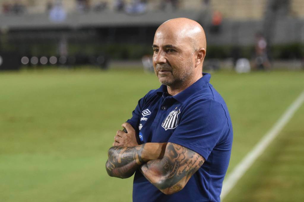 Estrangeiros, Sampaoli e Jorge Jesus lideram o Brasileirão e ganham respeito