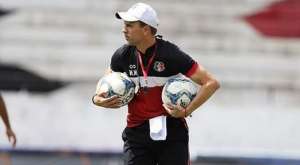 Após eliminação, ex-técnico do Vasco não garante permanência em time da Série C