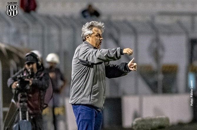 Treinador pretendido pelo Guarani é o favorito para assumir a Ponte Preta