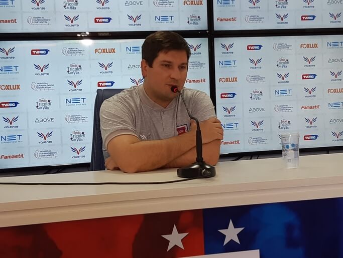 Série B: Jejum de vitórias aumenta e treinador cobra elenco do Paraná