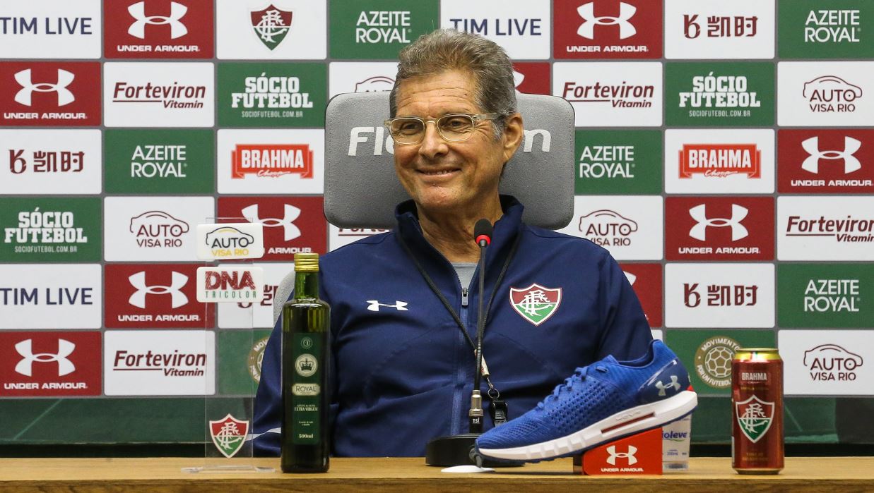 Apresentado, treinador promete dedicação ao Fluminense: “Vou trabalhar somo sempre”