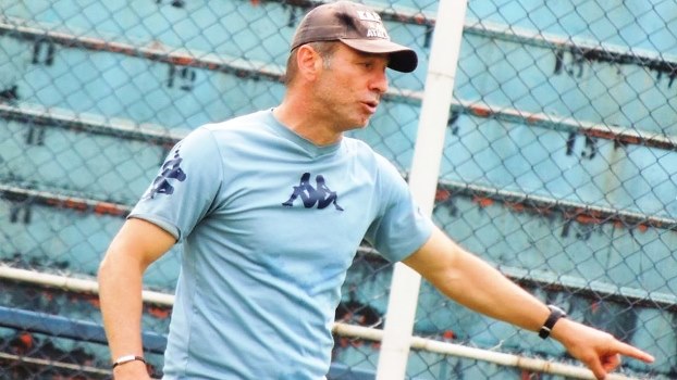 Copa Paulista: Ivan Izzo põe Taubaté na segunda fase e chega a oito jogos sem perder