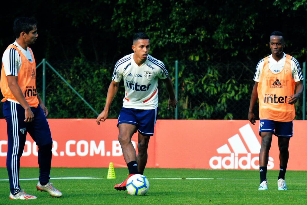 Exame não constata lesão em Antony no São Paulo; Toró e Pablo vão a campo