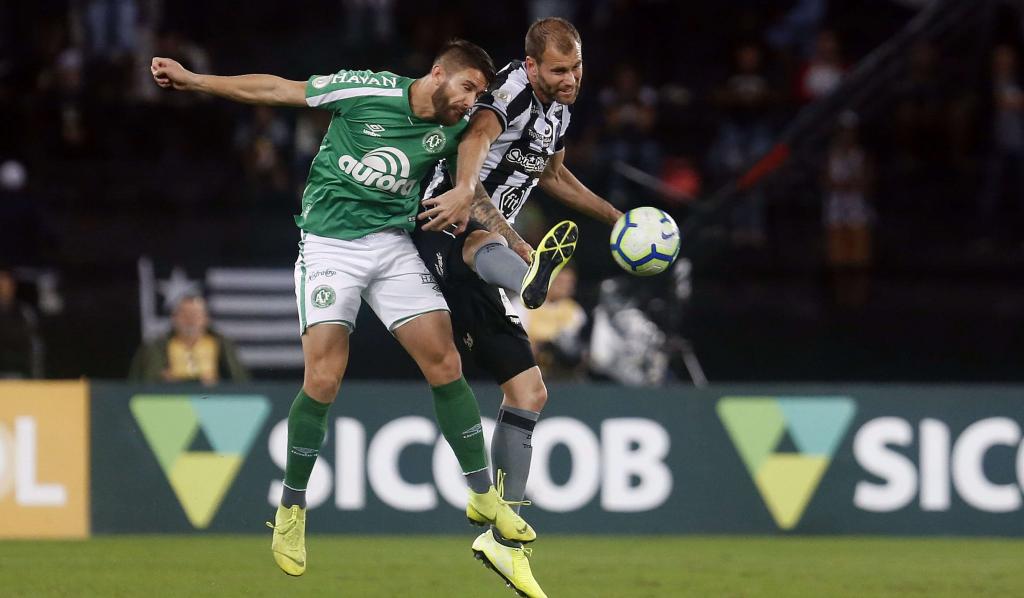 Botafogo 0 x 0 Chapecoense – Em jogo sonolento, Fogão só empata no Nilton Santos