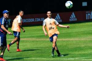 Antony volta a treinar pelo São Paulo, mas Pablo ainda é dúvida em escalação