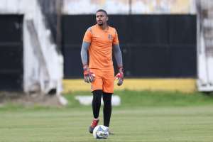 Athletico-PR encaminha contratação de goleiro destaque da Série C