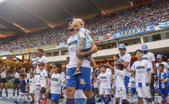 Série C: Torcida do Paysandu esgota lote promocional em 1 hora