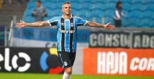 Atacante do Grêmio é sondado por Eintracht Frankfurt-ALE e PSV-HOL