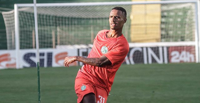 Série B: Com lesão de Michel Douglas, Diego Cardoso pode ganhar chance entre os titulares