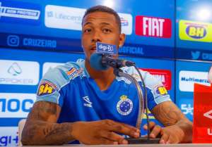 David aproveita boa fase e oportunidades com Rogério Ceni no Cruzeiro