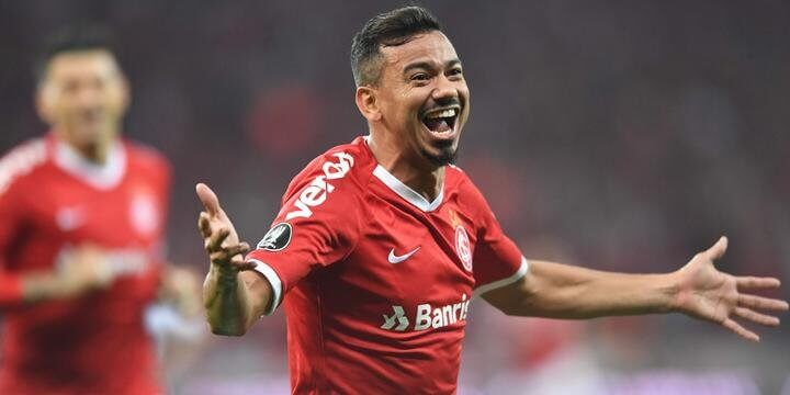 Autor do gol do Inter lamenta ‘bobeada que custou a classificação’