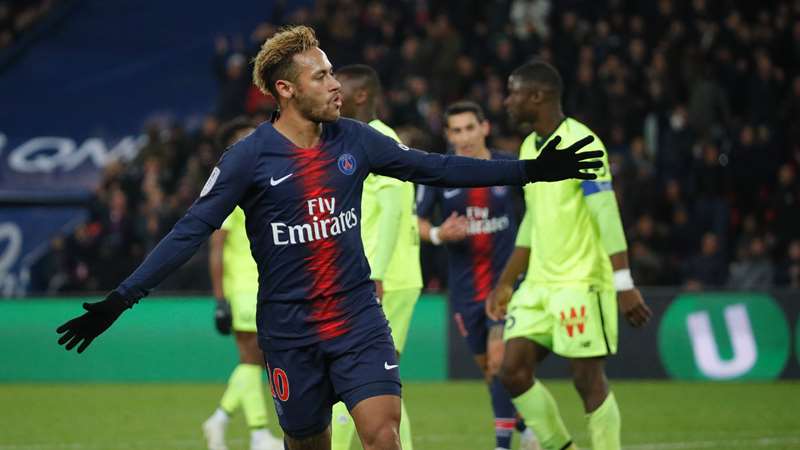 Francês: Neymar treina, mas fica de fora outra vez de jogo do PSG