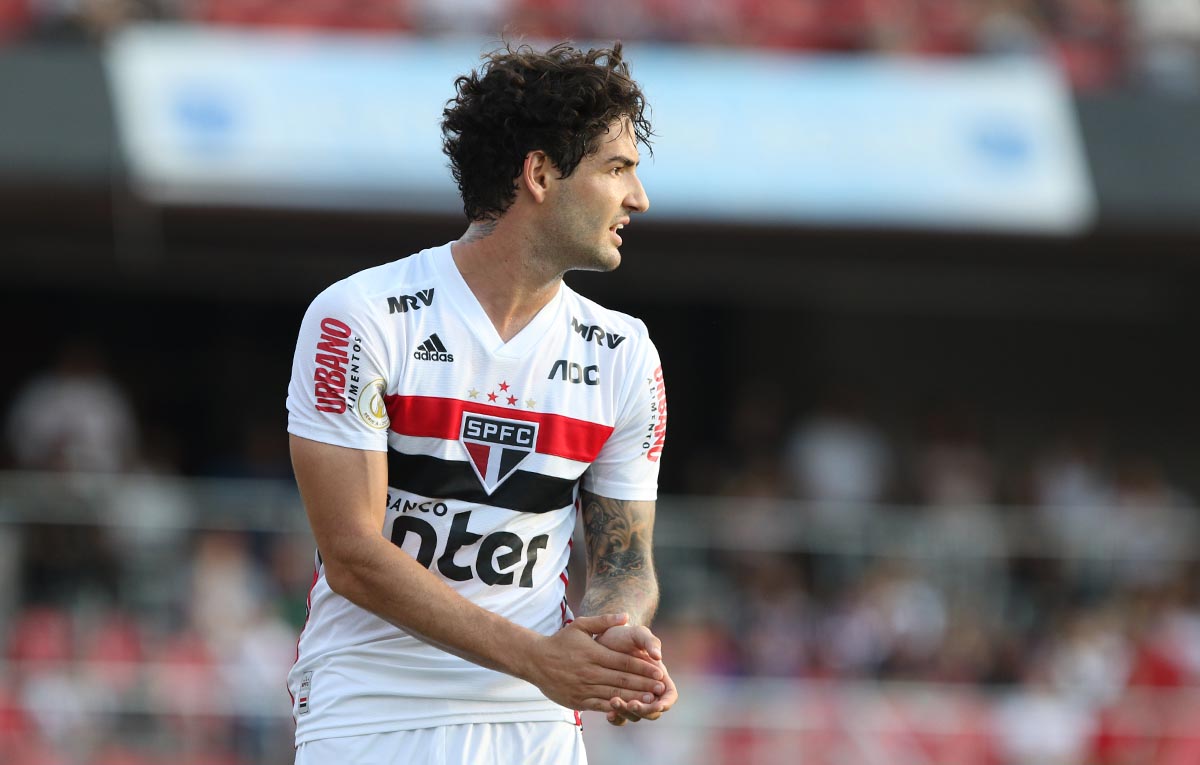 Alexandre Pato não treina e segue como desfalque do São Paulo no Brasileirão