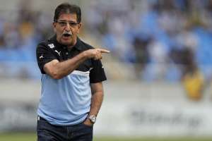 Série B: Por falta de acordo financeiro, René Simões não acerta com o Guarani