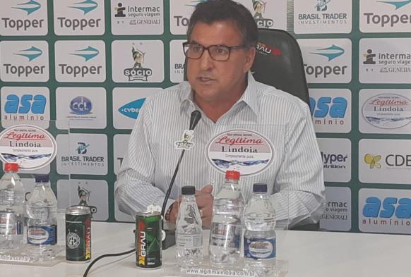 Estevam Soares, coordenador de futebol