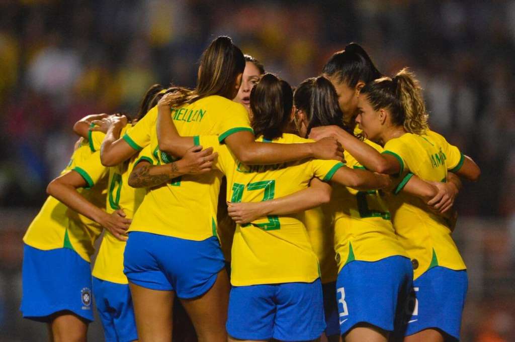 Brasil goleia Argentina e está na grande final do Torneio Uber de Futebol Feminino