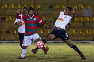 Copa Paulista: Após zagueiro puxar a fila, mais dois jogadores deixam a Portuguesa