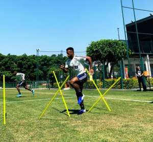 Com Arboleda na zaga, São Paulo finaliza preparação para enfrentar o Grêmio