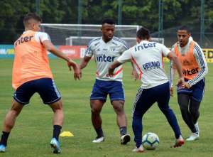 São Paulo x Grêmio - De olho nos líderes Tricolor Paulista busca reabilitação em casa