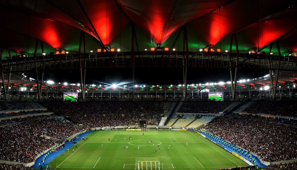 Fluminense agradece torcida após recorde no Maracanã; Ex-presidente é agredido