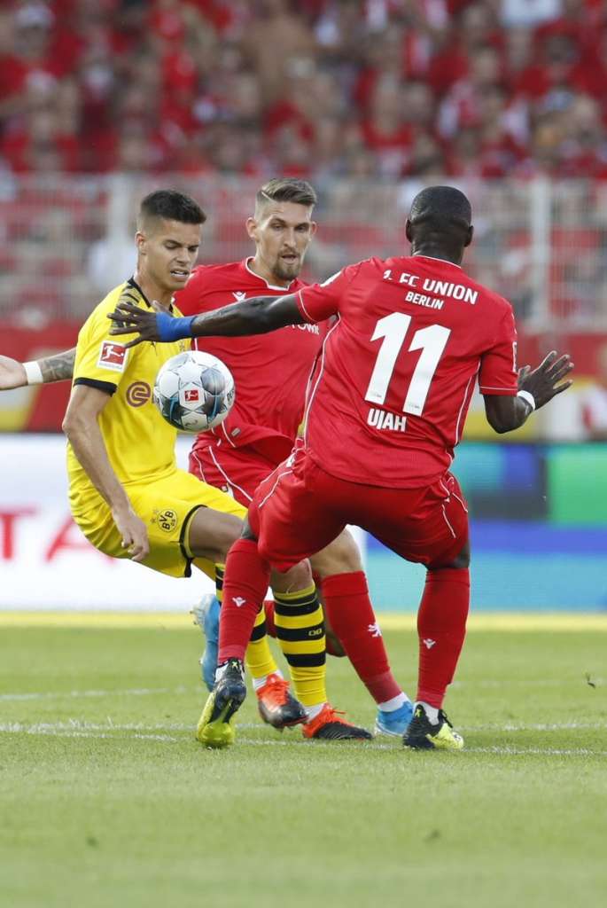 Em casa, Union Berlin faz história ao derrotar o Borussia Dortmund por 3 a 1