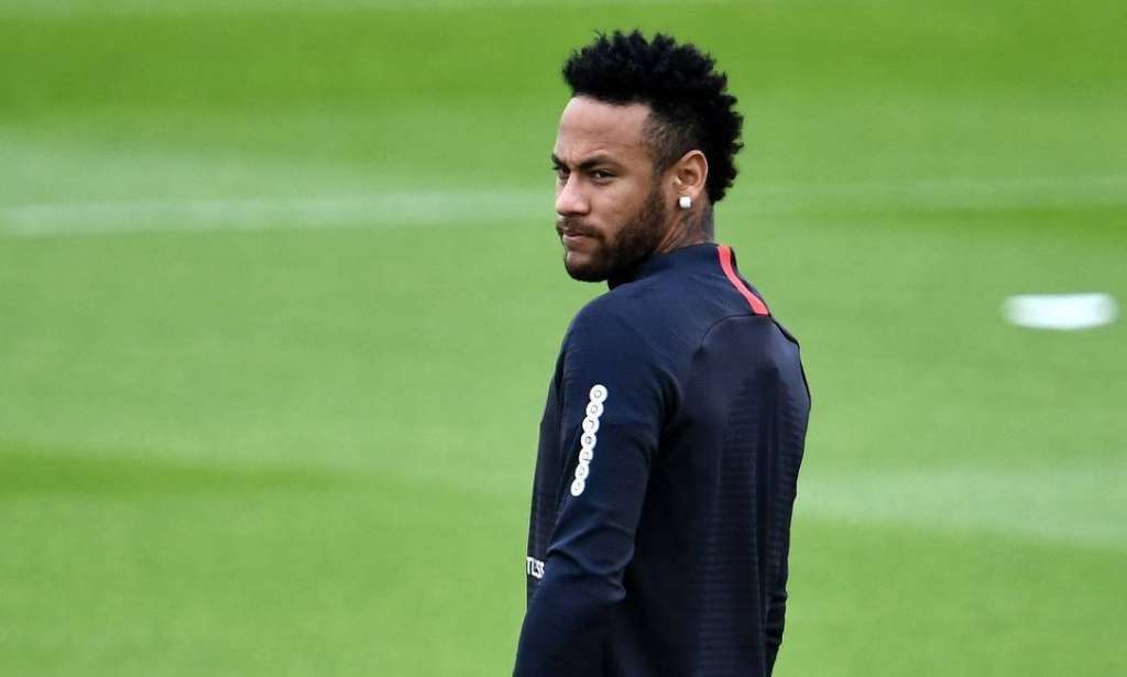 Diretor do Barcelona revela que não há nada acertado para tirar Neymar do PSG