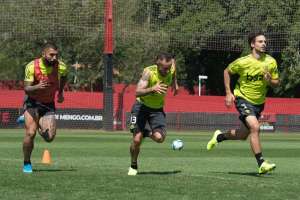 Em ascensão, Fla quer aproveitar crise no Palmeiras e manter embalo no Brasileiro